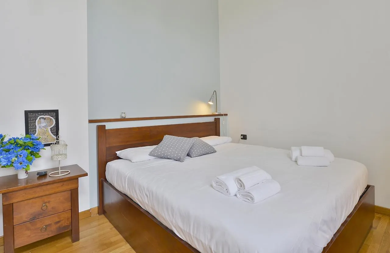 Apartment Argelati By Halldis Milan